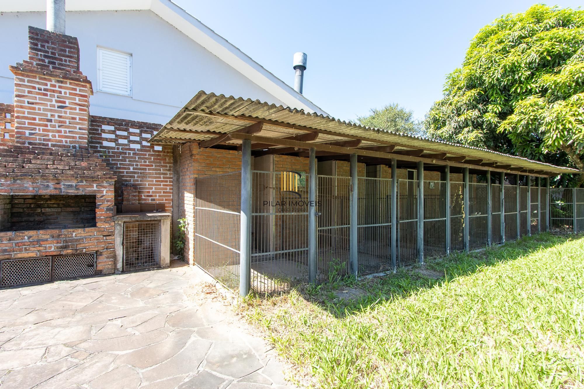 Casa 3 dormitórios no bairro Belém Novo