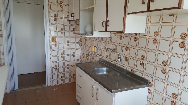 Apartamento de 1 dormitório e 1 vaga escriturada no bairro Camaquã.