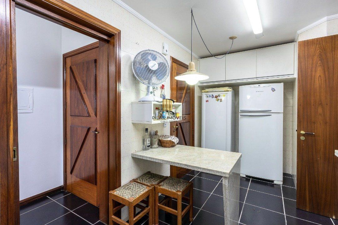 Apartamento para Venda - 153m², 3 dormitórios, sendo 1 suites, 2 vagas - Atlântida