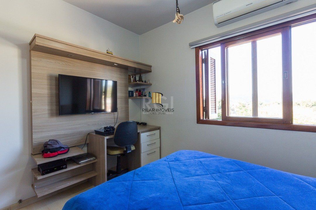 Casa Condominio para Venda - 191m², 3 dormitórios, sendo 1 suites, 2 vagas - Tristeza