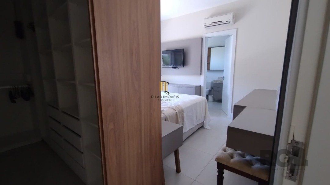 Casa de Condomínio 4 dormitórios no bairro Atlântida Sul