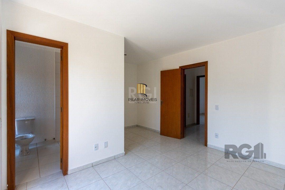 Casa 3 dormitórios no bairro Guarujá