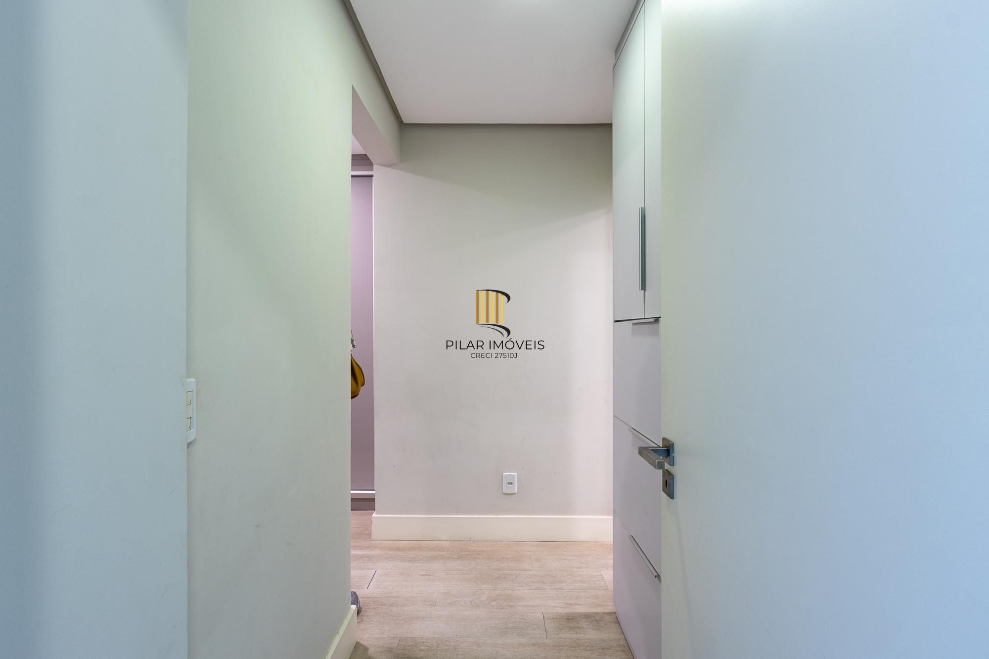 Apartamento à venda, com 3 dorm, 2 suítes, 2 vagas - bairro Cristal