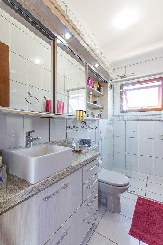 Casa Condominio para Venda - 191m², 3 dormitórios, sendo 1 suites, 2 vagas - Tristeza