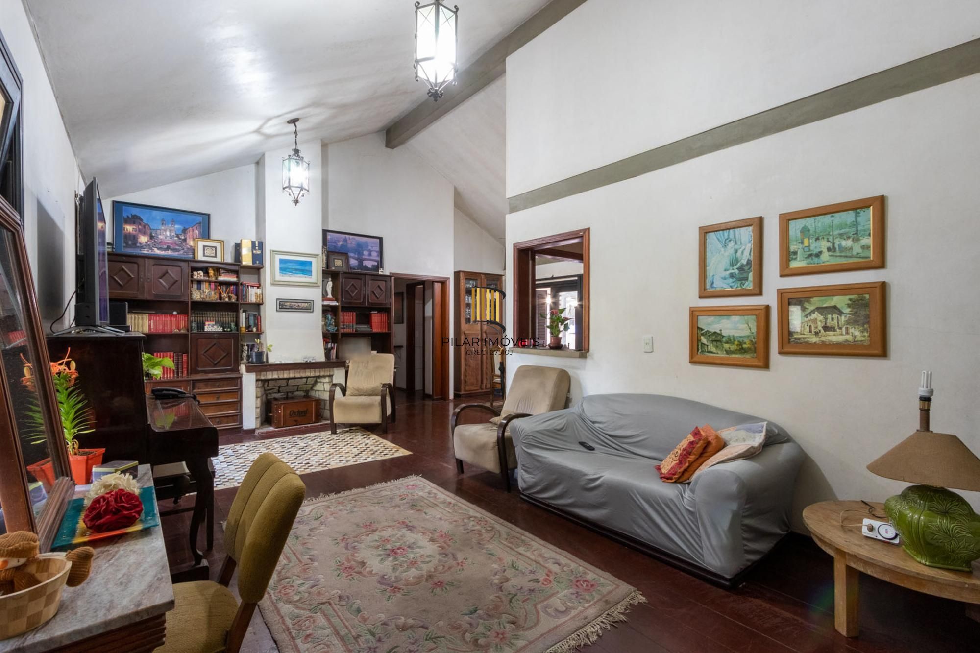 Casa para Venda - 286.28m², 2 dormitórios, sendo 1 suites, 3 vagas - Santa Tereza