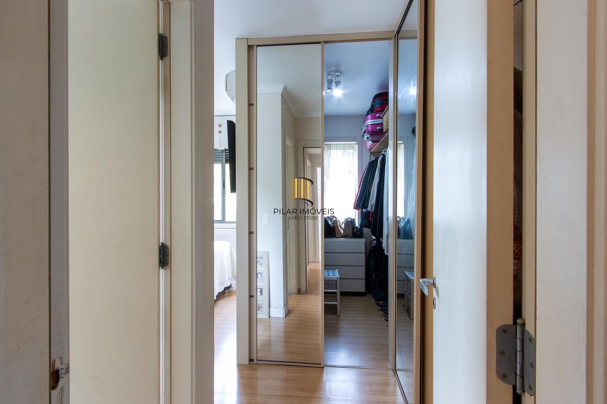 Apartamento 3 quartos, 139,64m² privativos, 2 vagas - Bairro Menino Deus