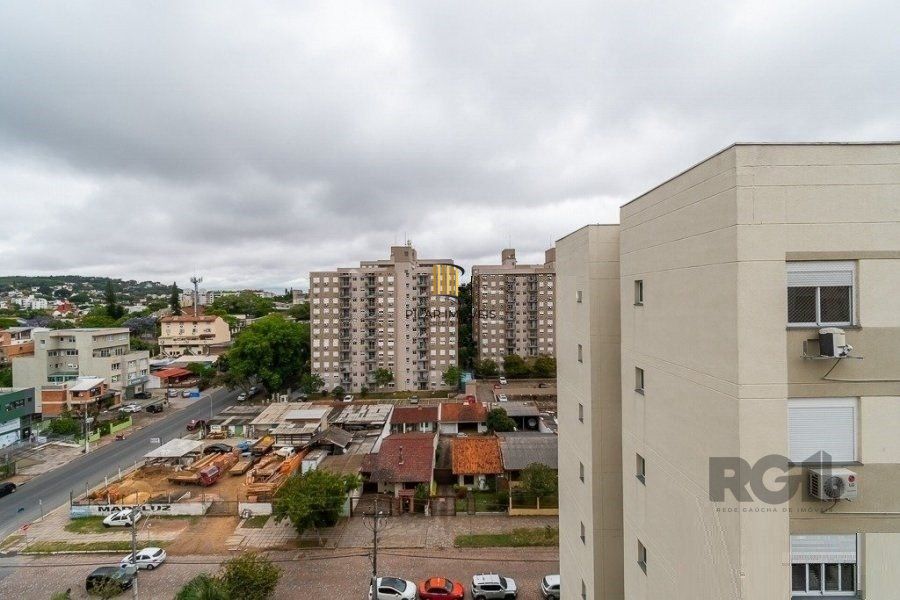 Apartamento 3 dormitórios no bairro Camaquã