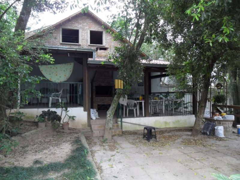 Casa para Venda - 290m², 3 dormitórios, sendo 1 suites, 3 vagas - Nonoai