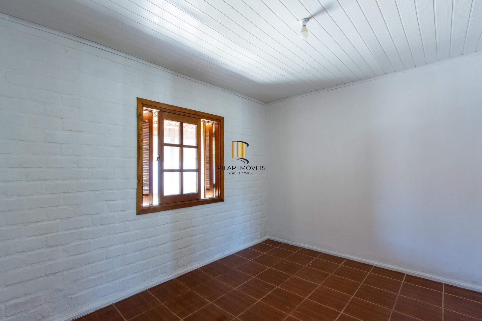 Casa 2 dormitórios no bairro Ponta Grossa