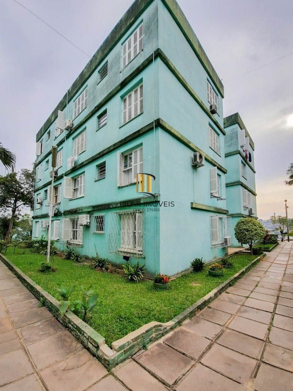 Apartamento de 2 dormitórios á venda no bairro Cristal em Porto Alegre.