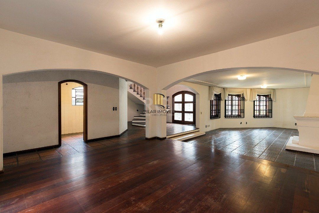 Casa para Venda - 430m², 4 dormitórios, sendo 1 suites, 5 vagas - Cristal - Pilar Imóveis