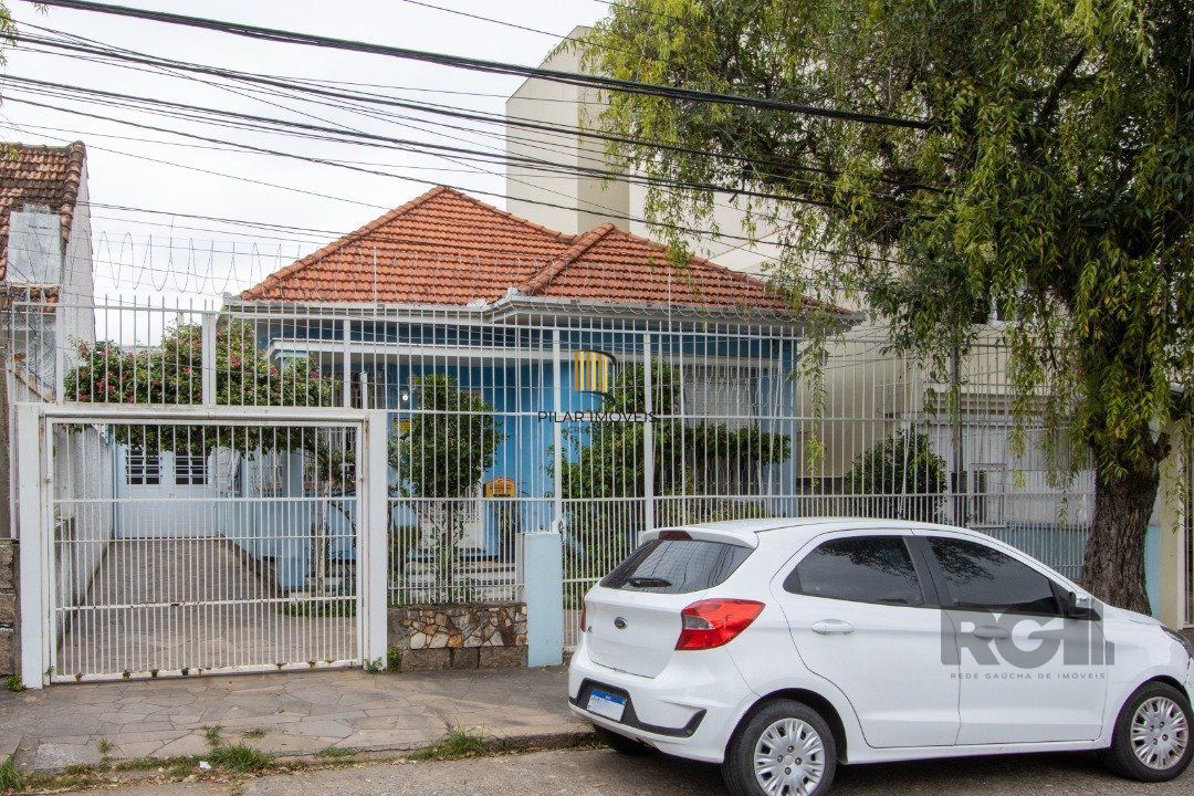 Casa para Venda - 126.89m², 3 dormitórios, 5 vagas - Azenha