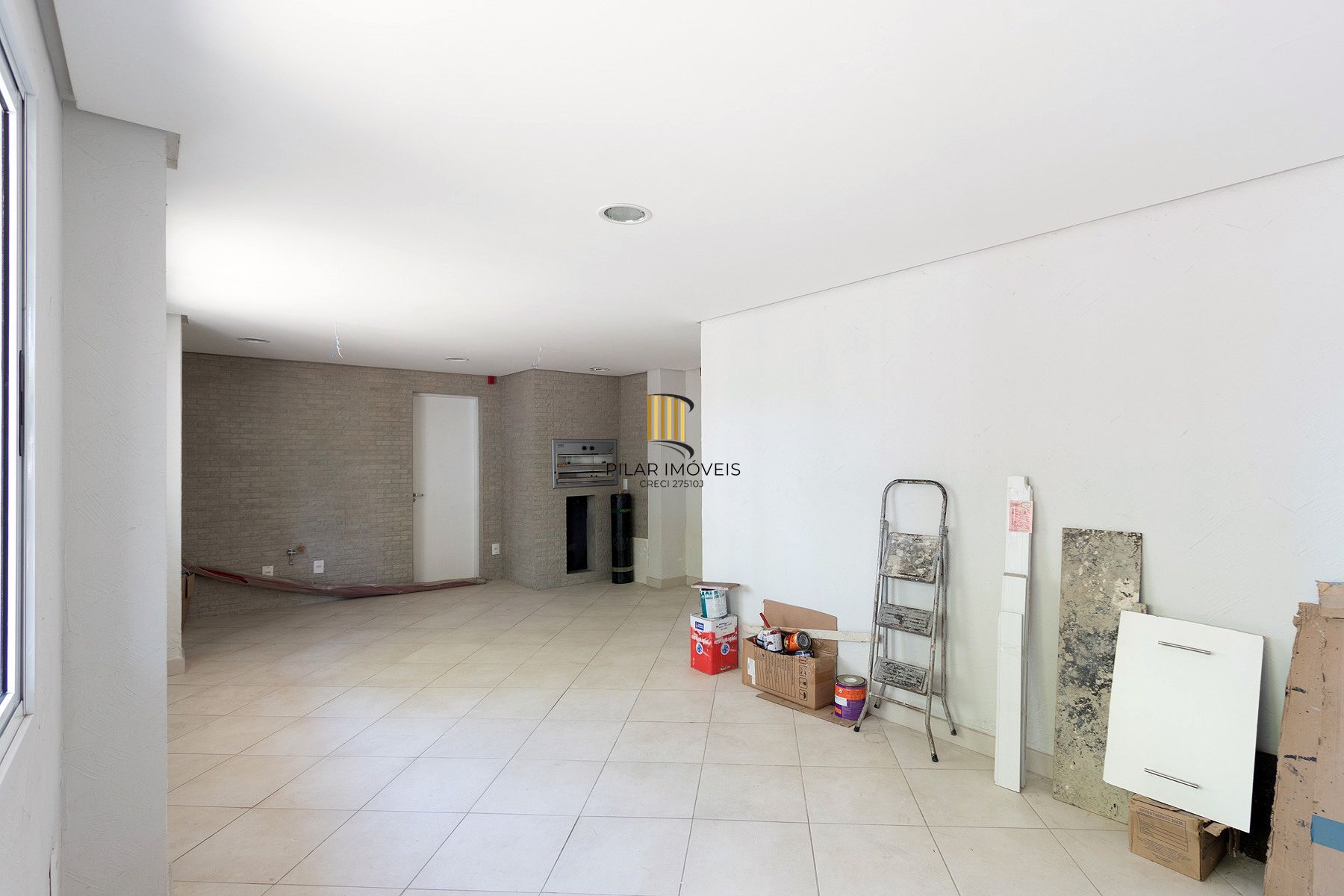 Apartamento com 2 dormitórios no bairro Cavalhada