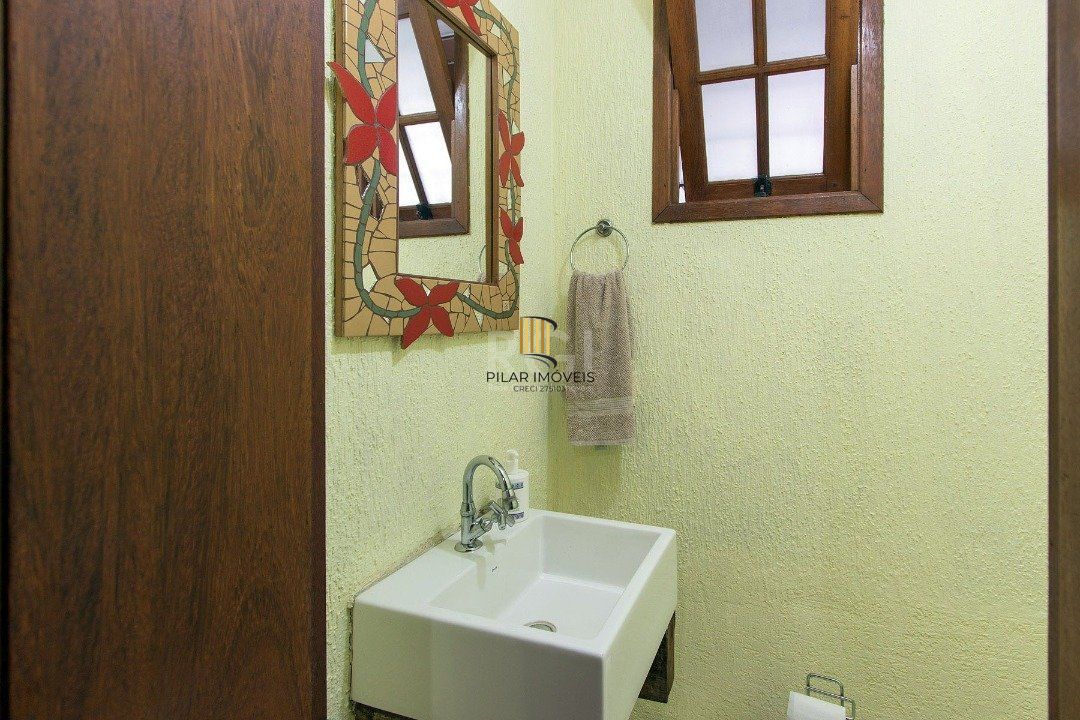 Casa para Venda - 229.18m², 4 dormitórios, sendo 4 suites, 5 vagas - Cavalhada