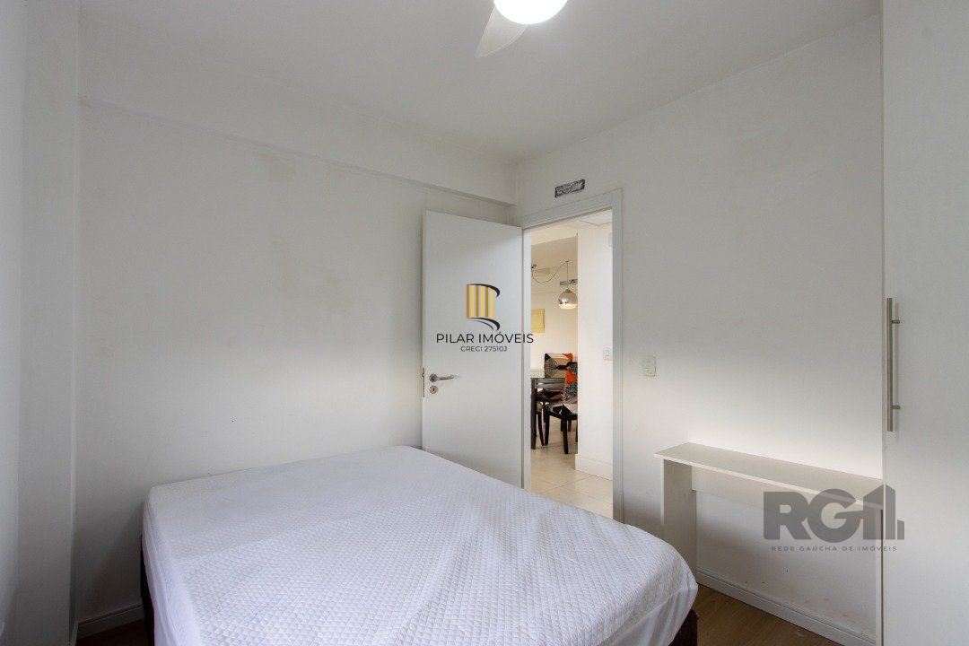 Apartamento para Venda - 71m², 2 dormitórios, sendo 1 suites, 2 vagas - Camaquã
