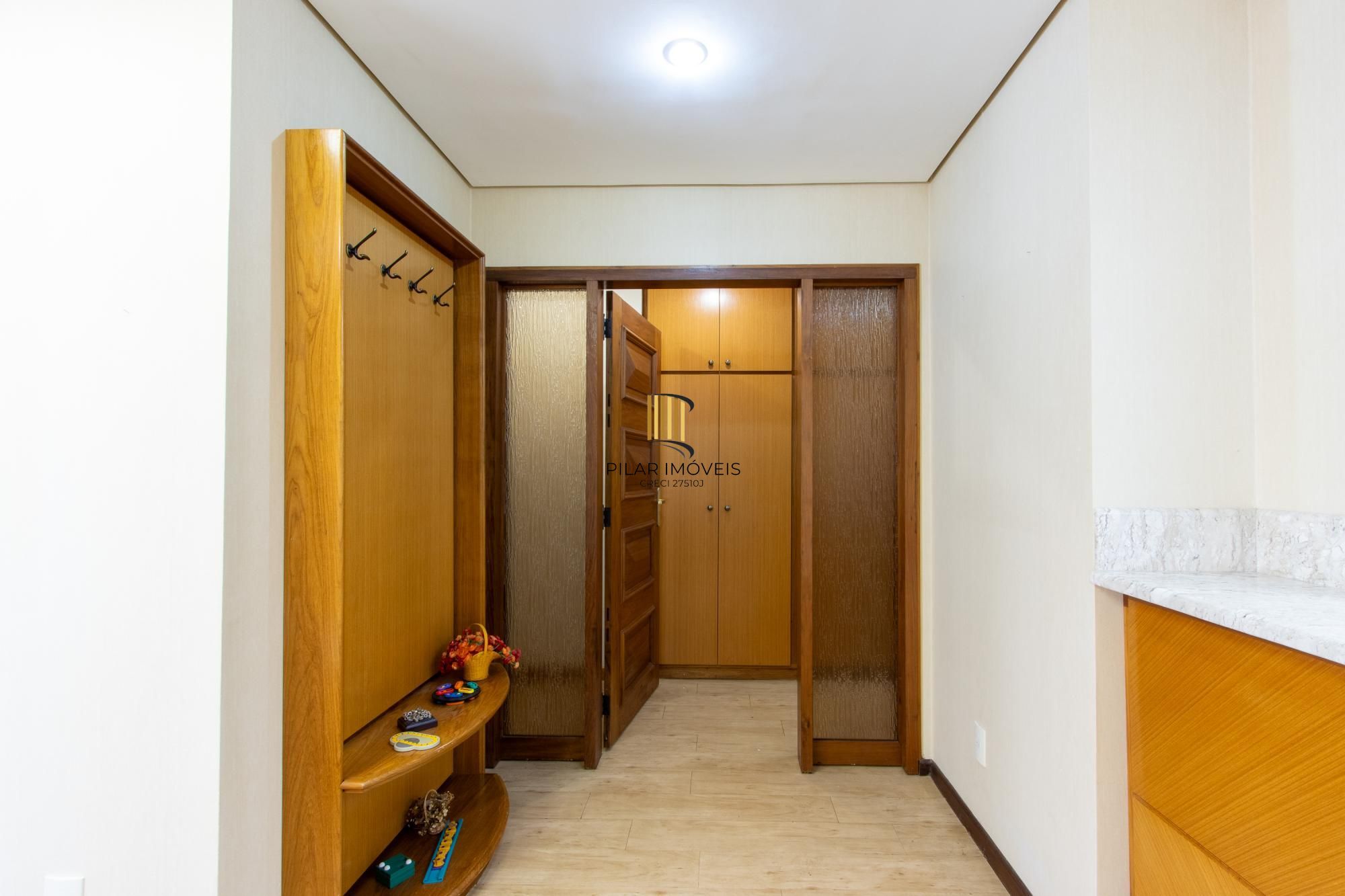 Conjunto comercial na Moinhos de Vento.