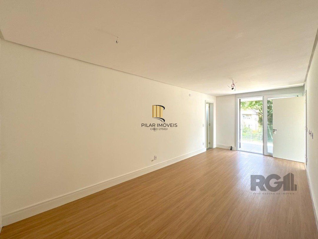 Casa Condominio para Venda - 300m², 4 dormitórios, sendo 4 suites, 2 vagas - Alphaville