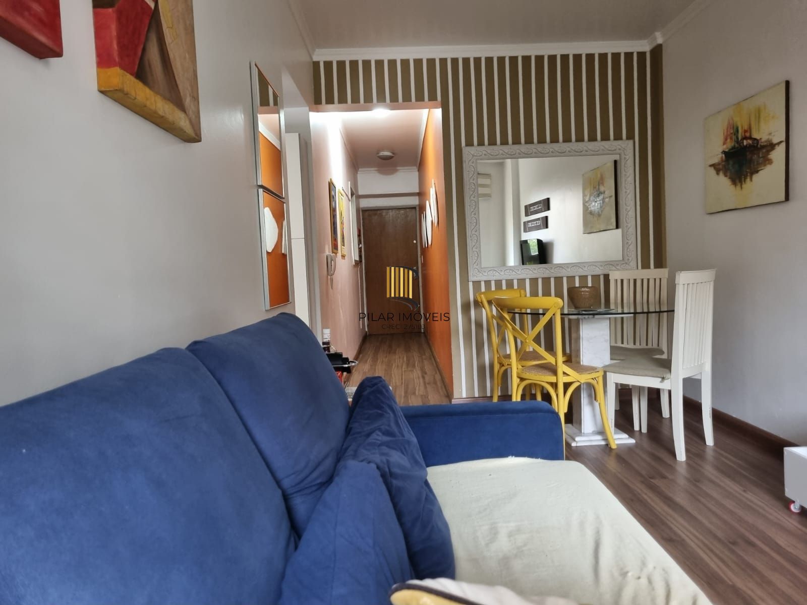 Apartamento de 1 dormitório com sacada no Centro Histórico.