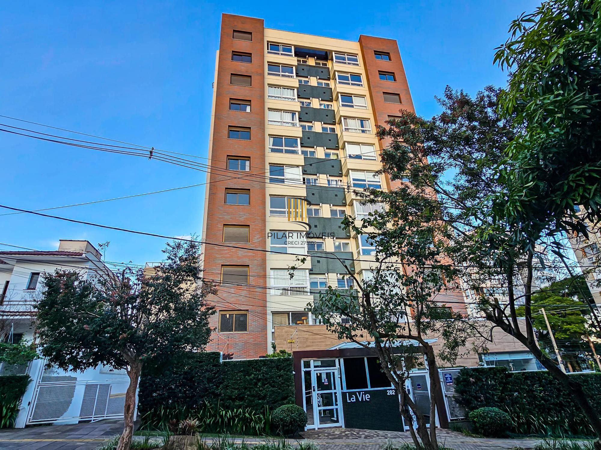 Apartamento Impecável no Petrópolis - 2 D (1 Suíte)