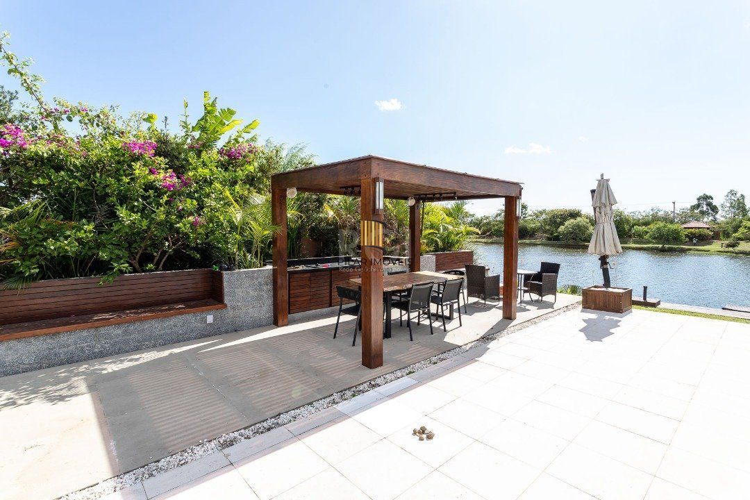 Casa Condominio para Venda - 340m², 4 dormitórios, sendo 4 suites, 4 vagas - Terra Ville