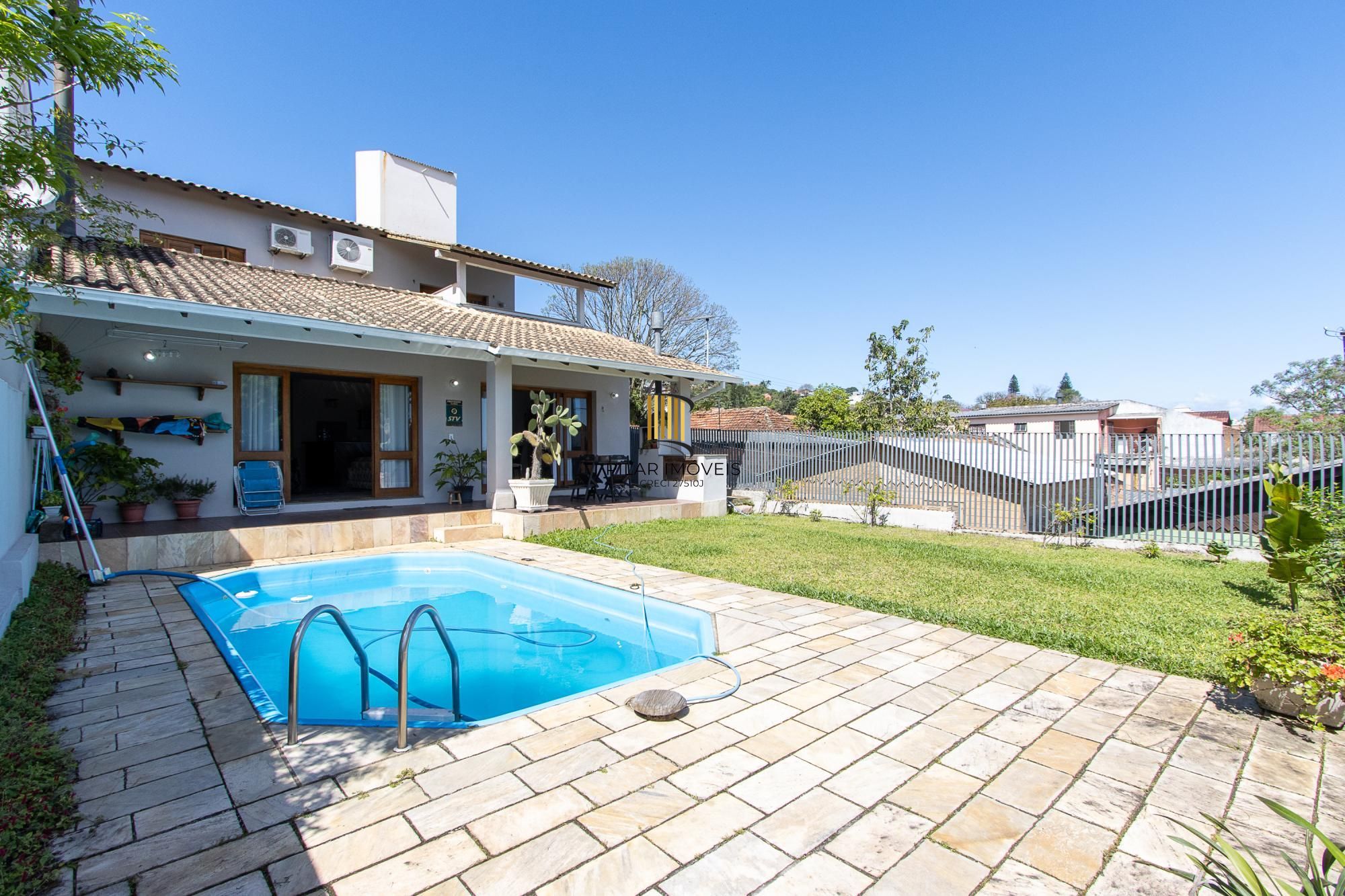 Casa 3 dormitórios no bairro Tristeza