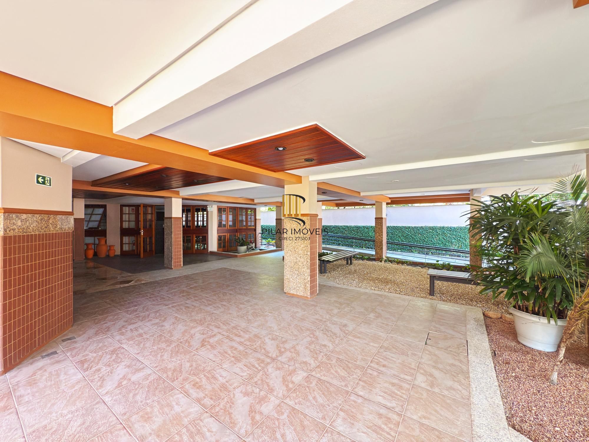 Apartamento desocupado, 2 quartos (1 suite), 2 vagas - Bairro Tristeza