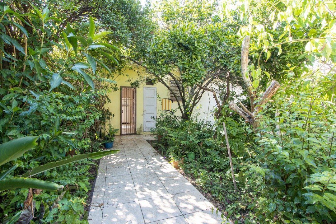 CASA 2 DORMITÓRIOS  NO SANTA TEREZA