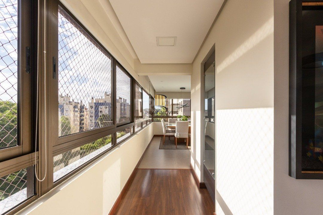 Cobertura para Venda - 444.3m², 3 dormitórios, sendo 1 suites, 4 vagas - Tristeza