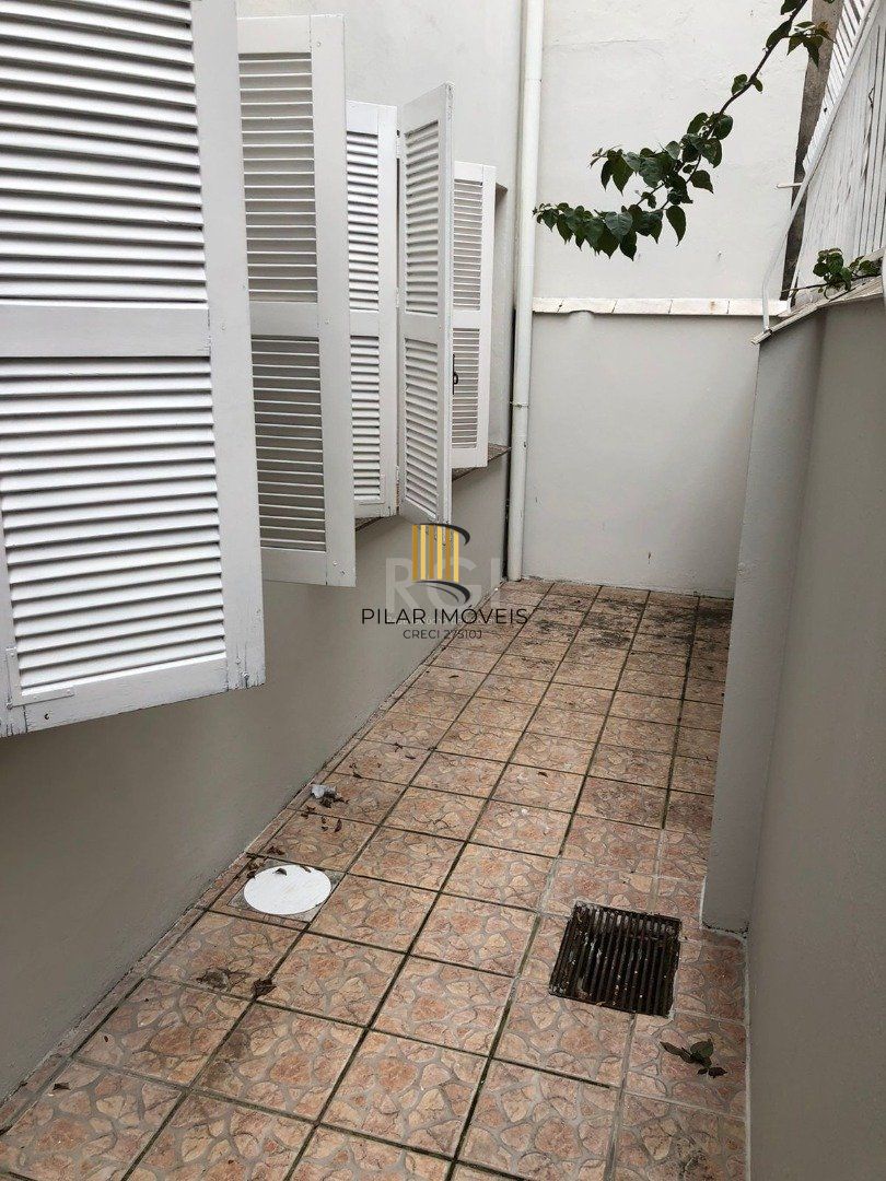 Apartamento para Venda - 77m², 3 dormitórios, Petrópolis