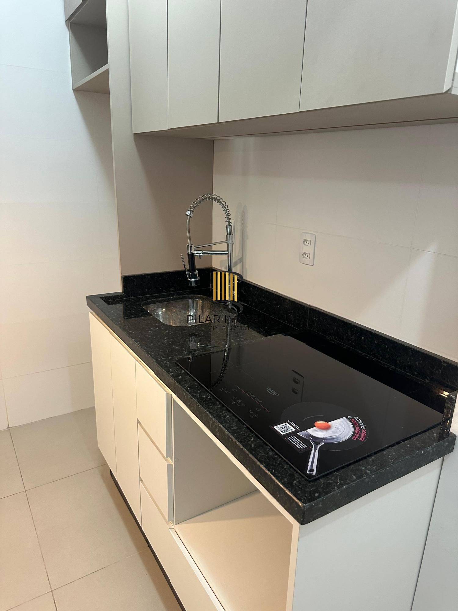 Oportunindade!!! Apartamento desocupado no coração do Centro Histórico de Porto Alegre.