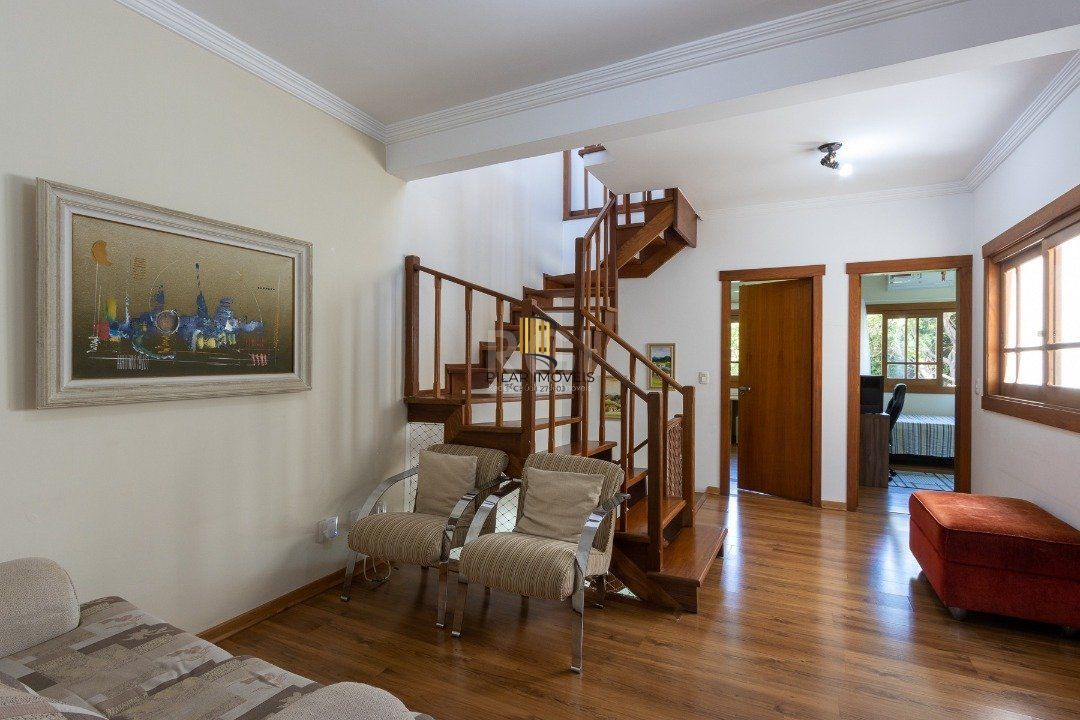 Casa para Locação/Aluguel - 222.26m², 3 dormitórios, sendo 1 suites, 3 vagas - Ipanema
