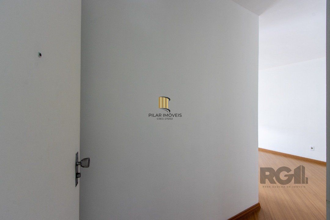 Apartamento de 2 dormitórios no Menino Deus.