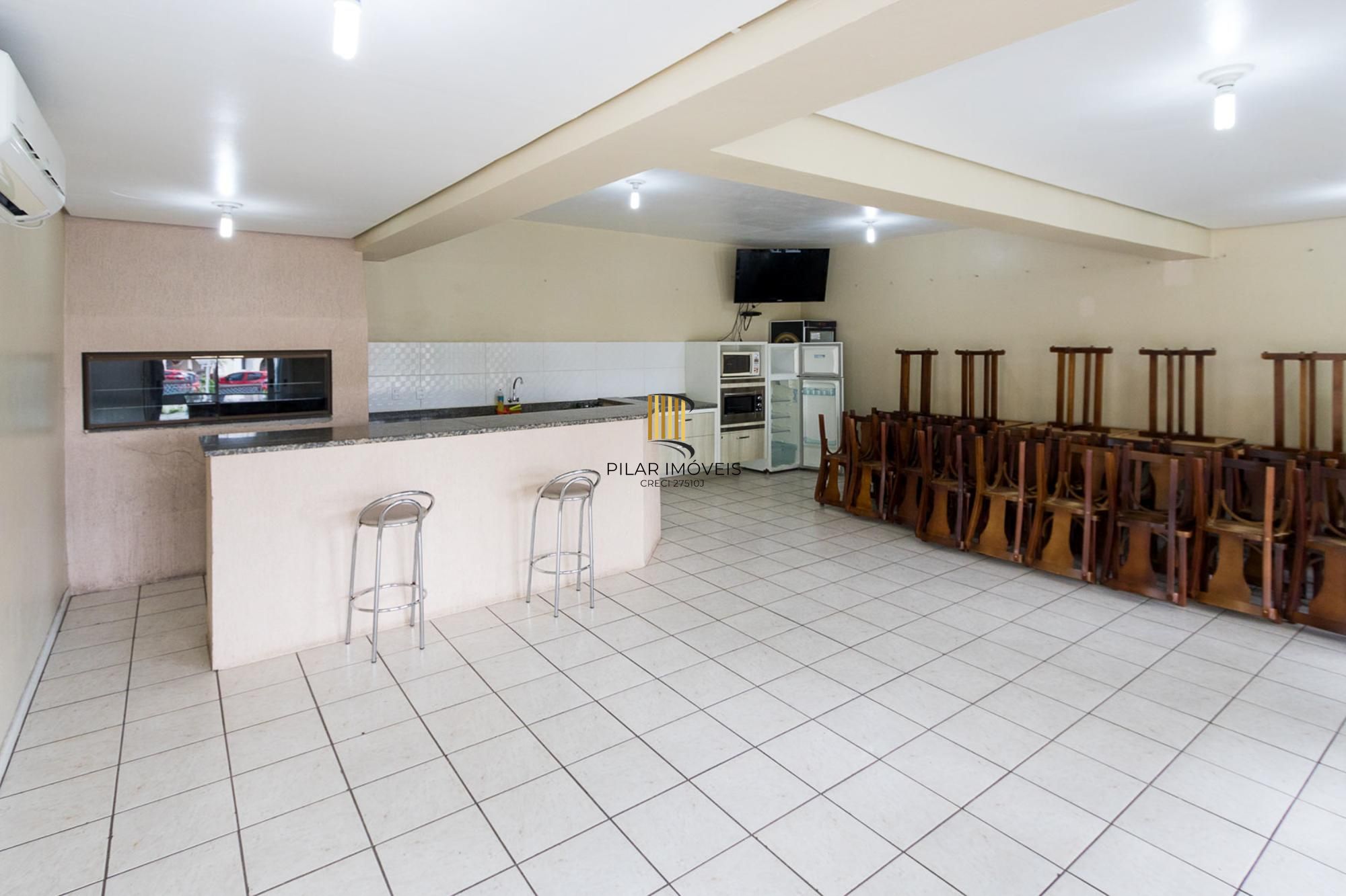 Casa em condominio com piscina