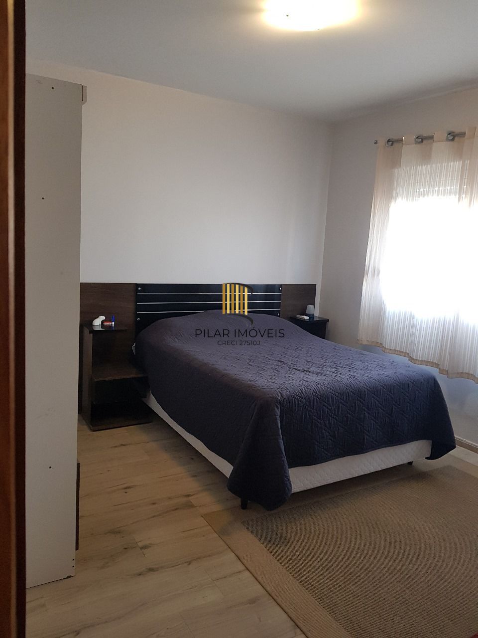 Apartamento 2 dormitórios, 2 vagas, no Bairro Nonoai.
