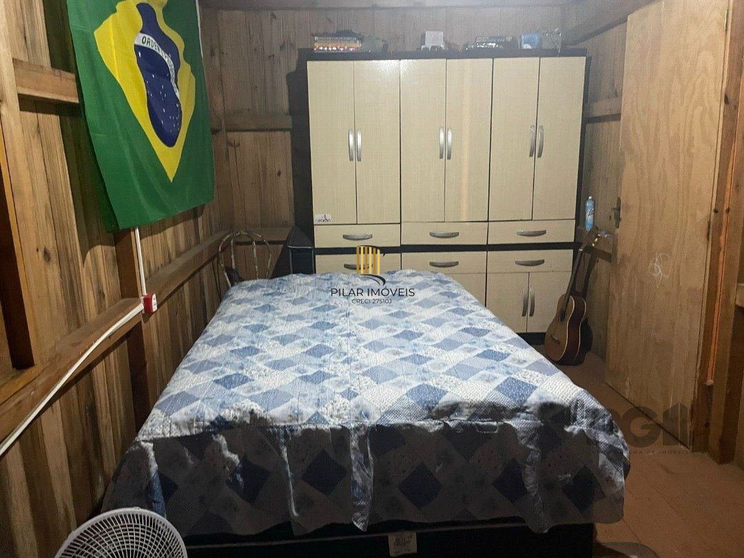 Casa 6 dormitórios no bairro Ponta Grossa