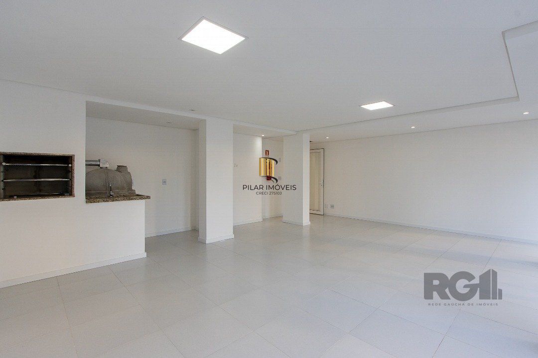 Cobertura para Venda - 214.34m², 3 dormitórios, sendo 3 suites, 2 vagas - Tristeza