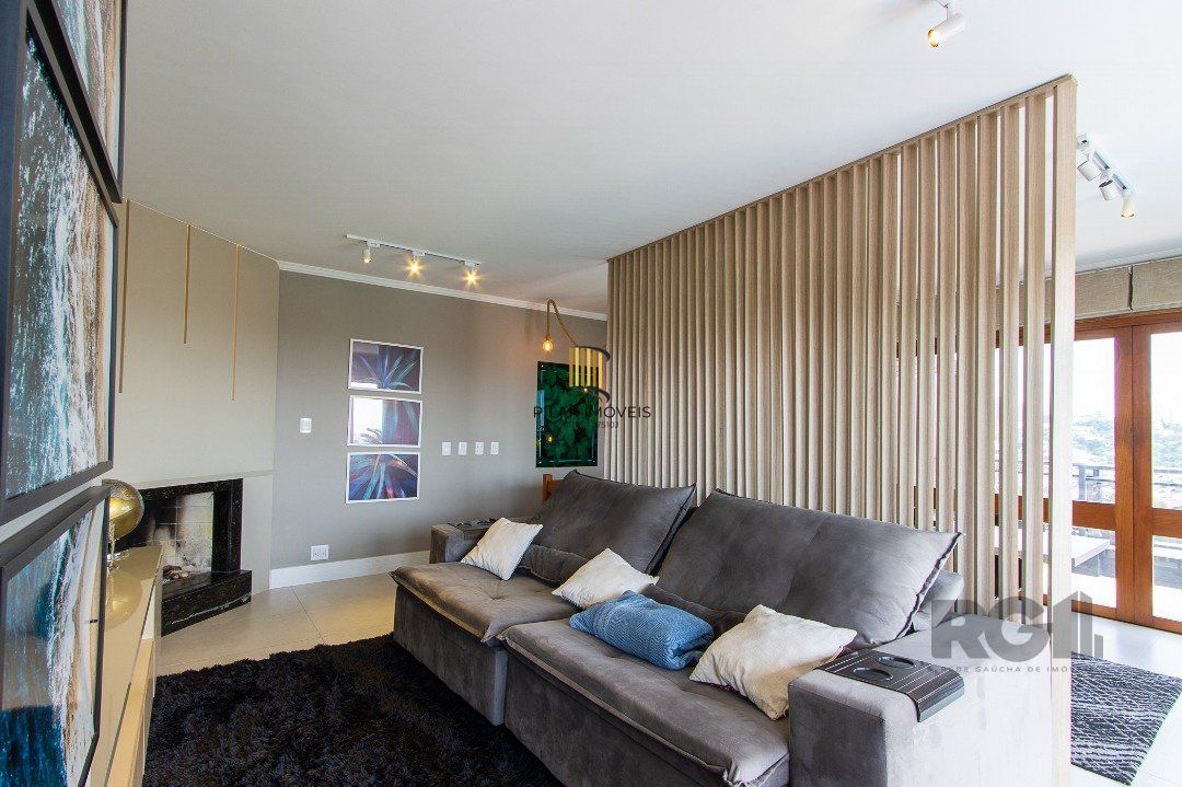 Cobertura para Venda - 209m², 3 dormitórios, sendo 1 suites, 2 vagas - Bela Vista