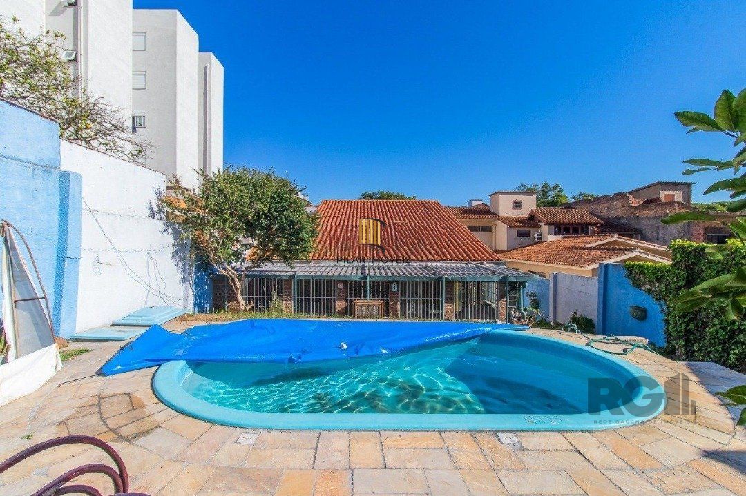 Casa, 200m², 3 dormitórios, bairro Cristal