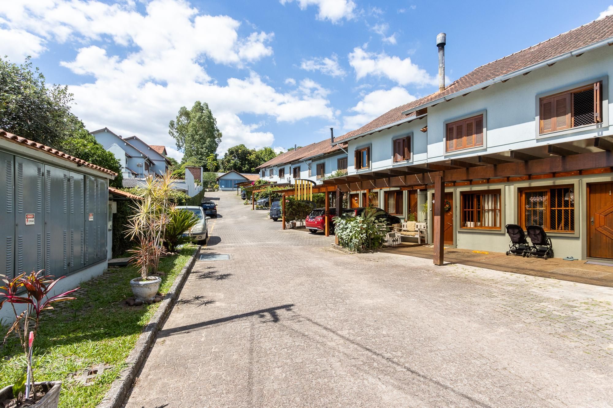 **Imóvel Espetacular em Condomínio Fechado em Ipanema, Porto Alegre**