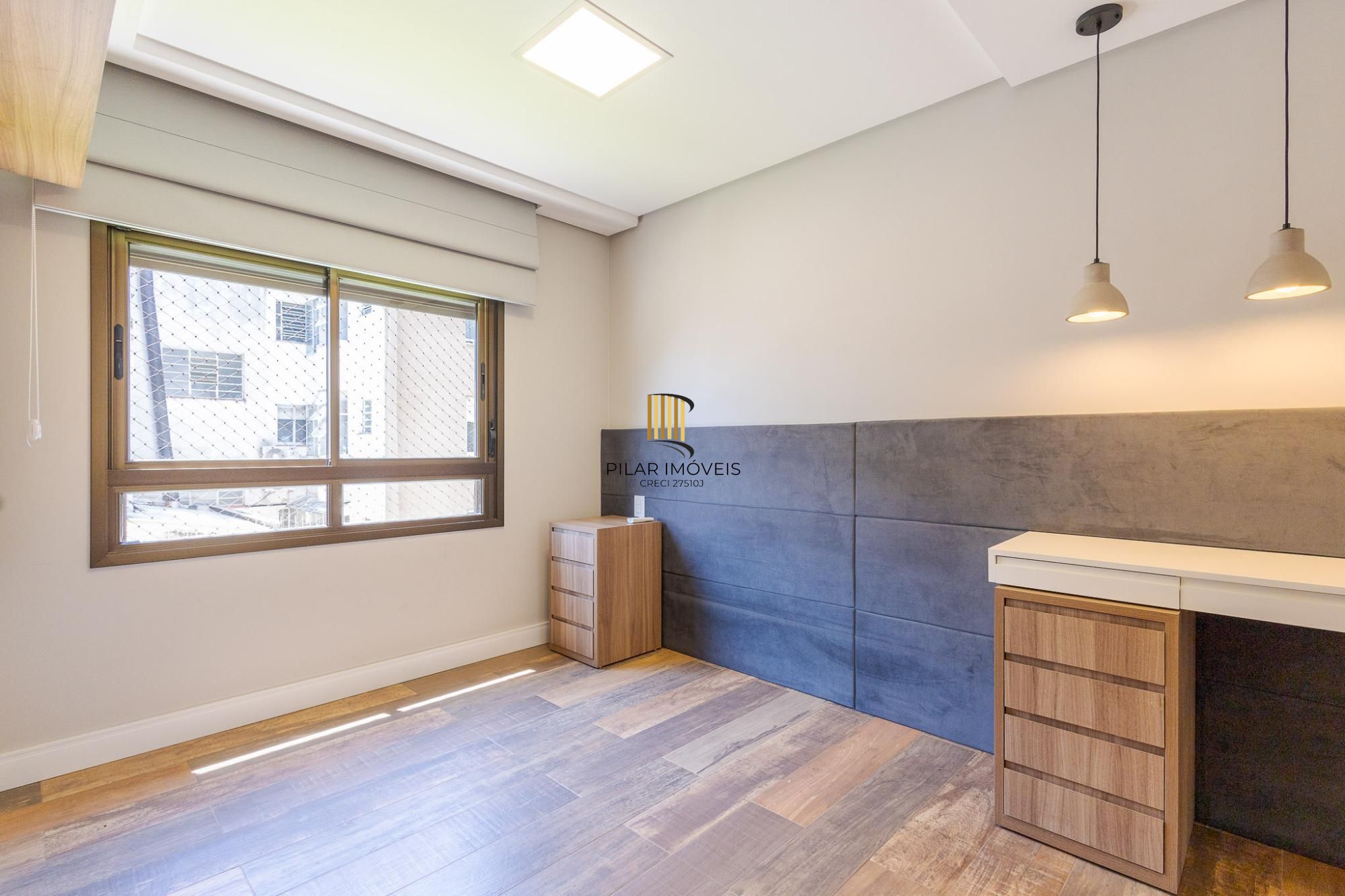 Apartamento 2 dormitórios no Petrópolis