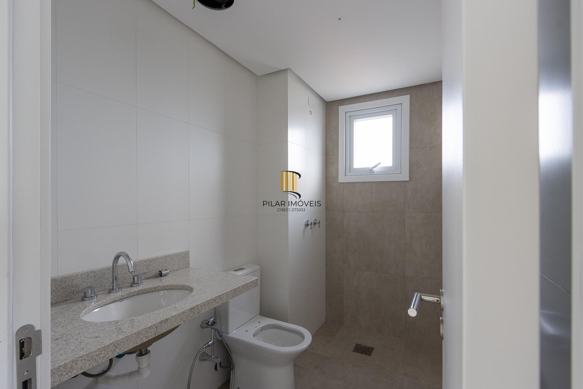 Apartamento de 3 dormitórios, 3 suítes, e 4 vagas, no bairro Jardim Lindoia