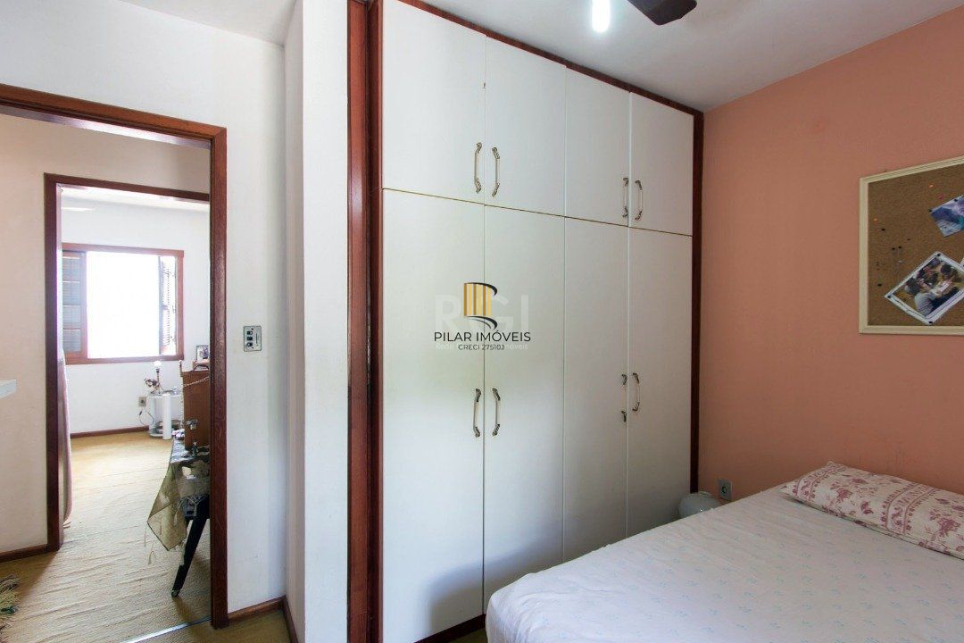 Casa para Venda - 336.21m², 3 dormitórios, sendo 1 suites, 3 vagas - Nonoai