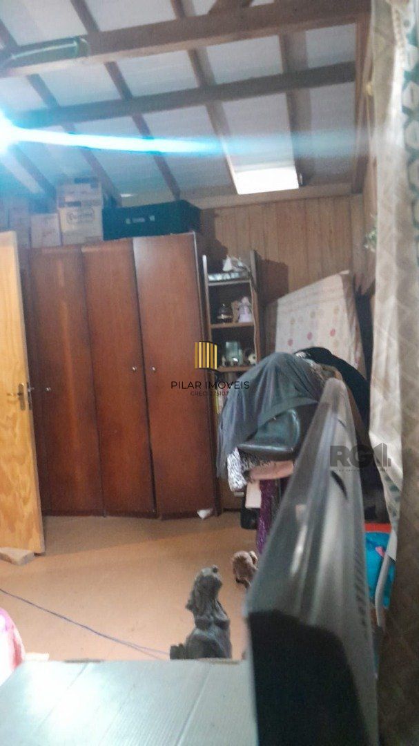 Casa 6 dormitórios no bairro Ponta Grossa