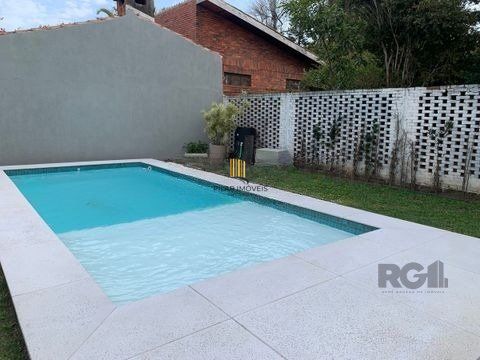 Casa 3 dormitórios no bairro Atlântida