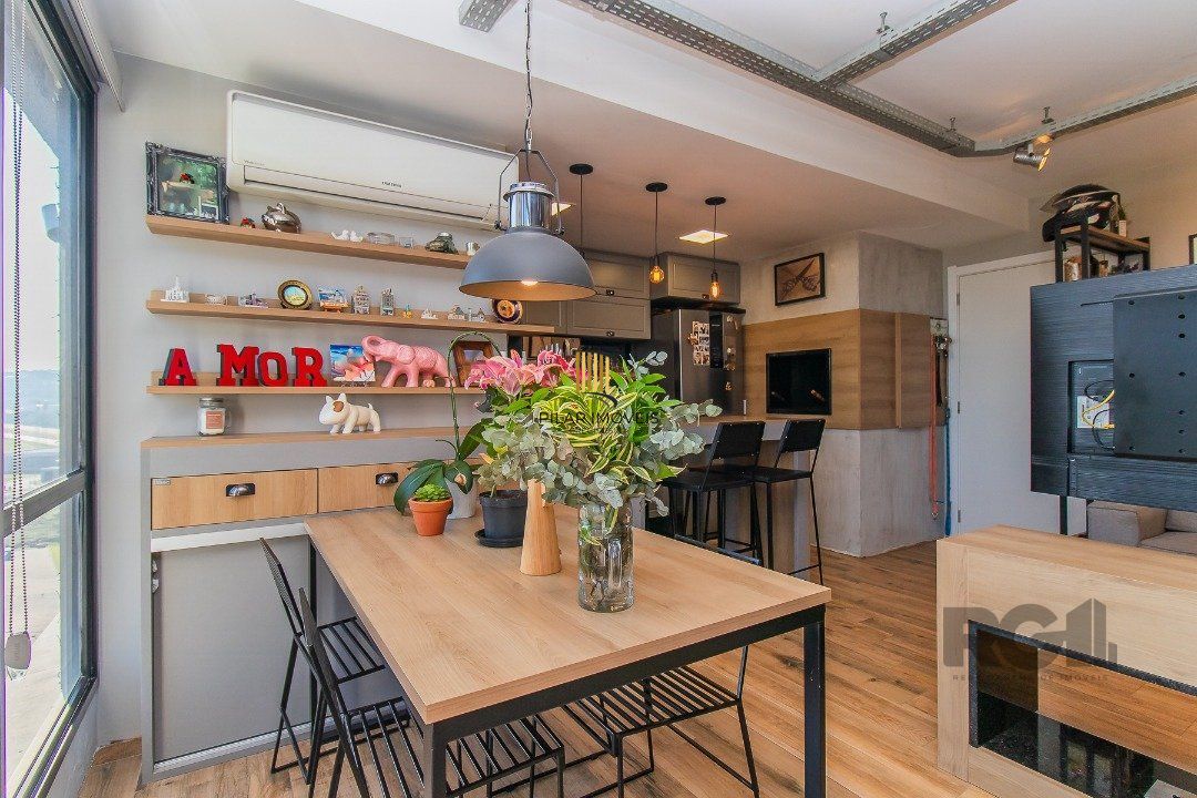 Apartamento 2 dormitórios no bairro Cristal