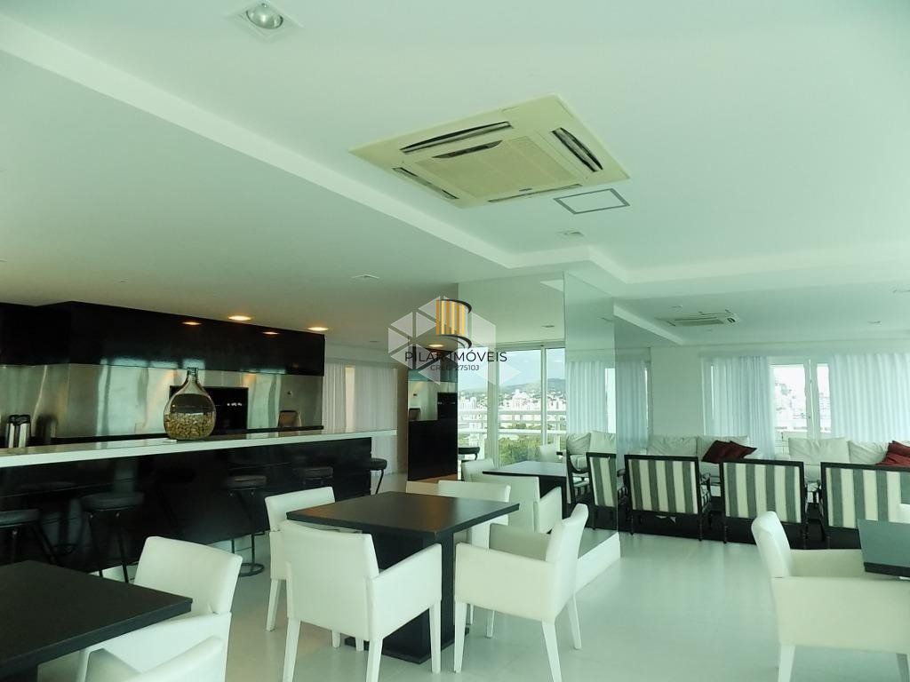 Loft a venda 1 dormitório mobiliado com 1 vaga de garagem / Lima e Silva