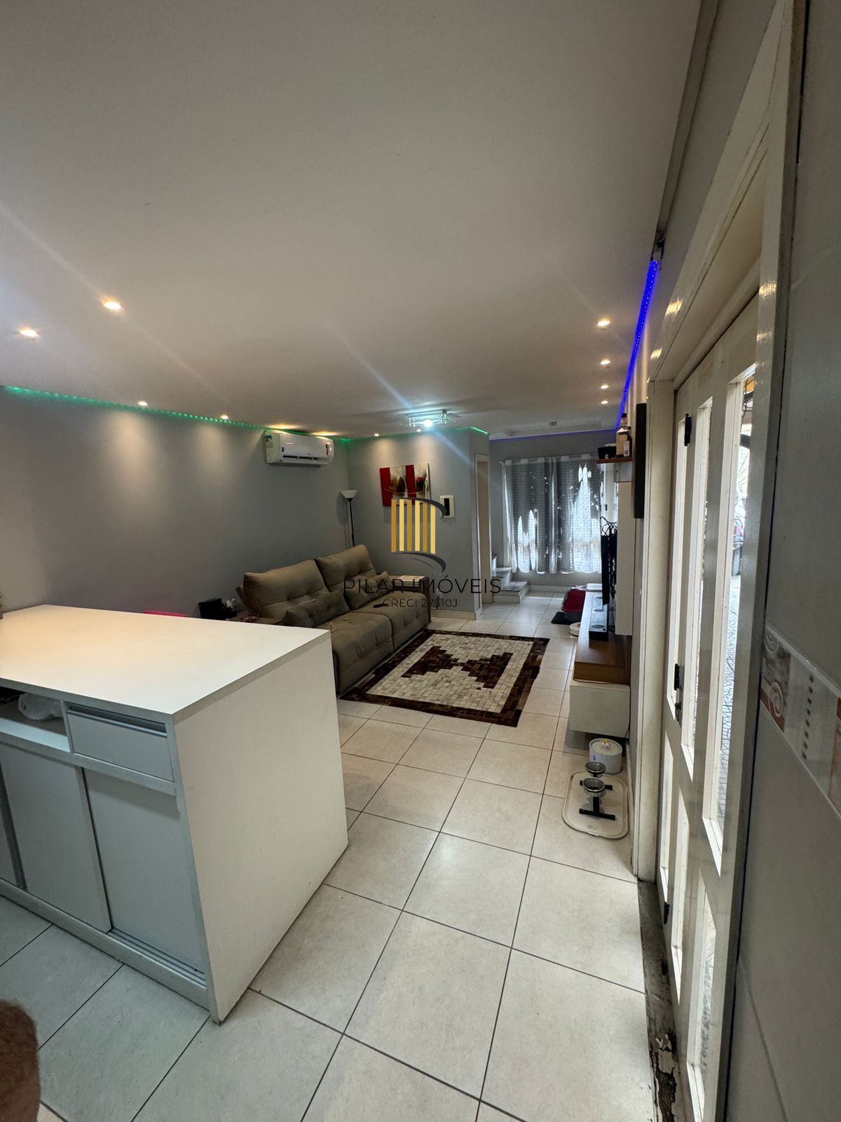 Casa com piscina no Jardim Itu!