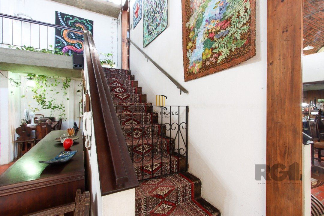Casa para Venda - 393m², 4 dormitórios, sendo 2 suites, 4 vagas - Ipanema