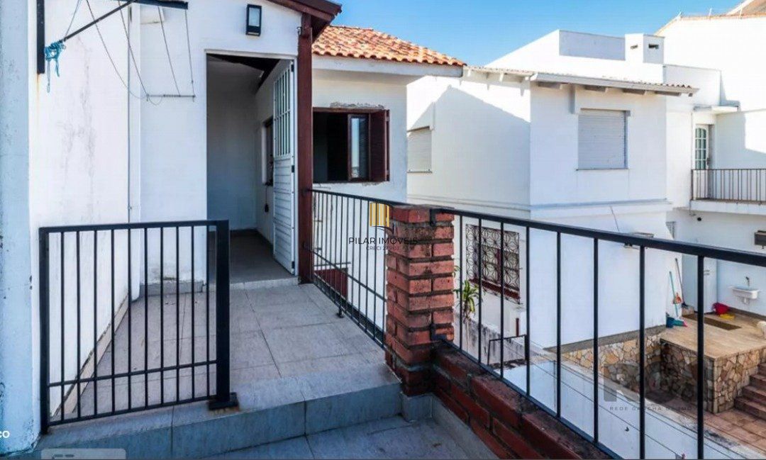 casa, 6 quartos, 1 suíte, 3 vagas, 352,38m2 privativos, bairro Santa Tereza