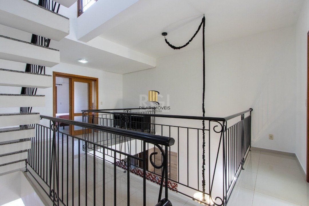 Casa para Venda - 204m², 3 dormitórios, sendo 3 suites, 2 vagas - Espirito Santo - Pilar Imóveis